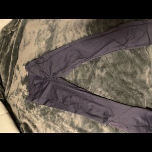 Dark blue lululemon leggings!